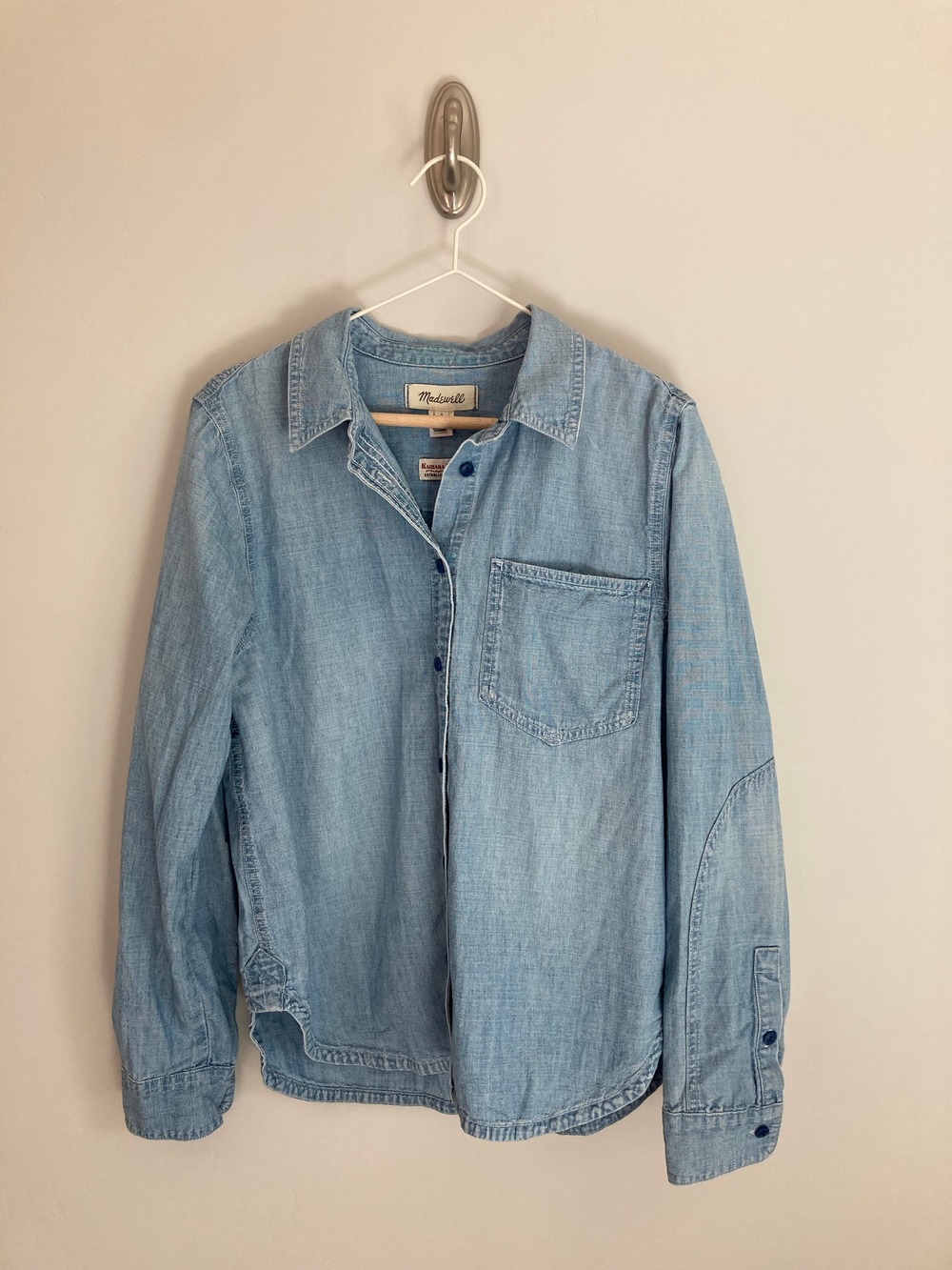 Madewell Lightweight Denim Button-Up Shirt